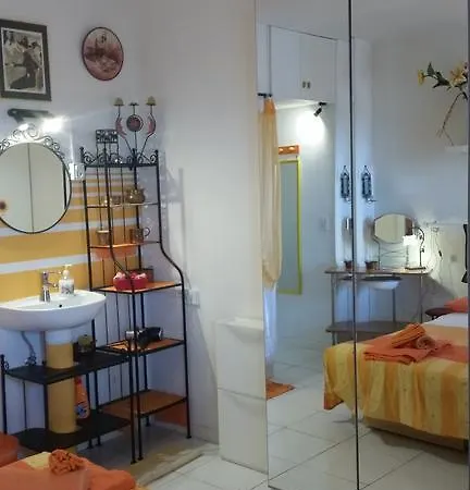Apartamento Acero Rosso